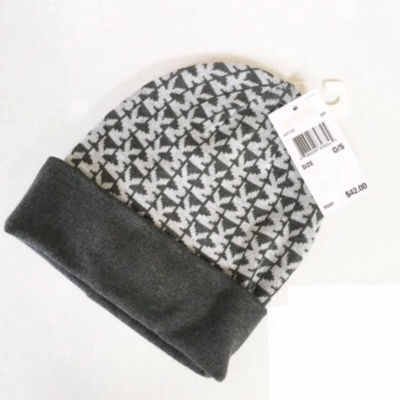 MICHAEL Michael Kors Accessories - Michael Kors Signature grey beanie winter hat